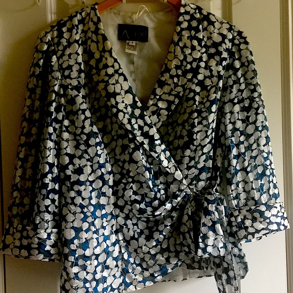 ALEX EVENINGS WRAP FLORAL JACKET